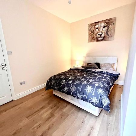 Relax Dotcom Leilighet Manchester Eksteriør bilde